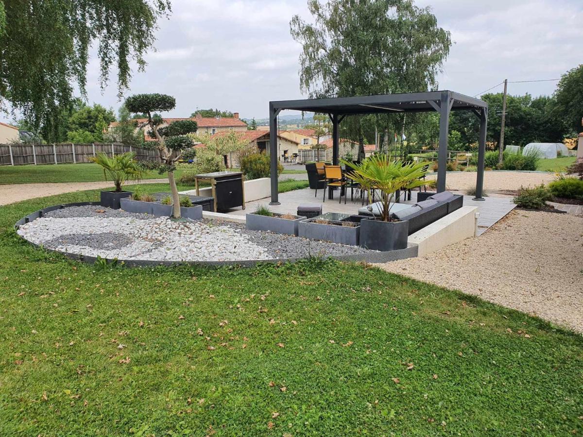 Gite Du Grand Parc 6 Personnes Le Boupère Exterior foto